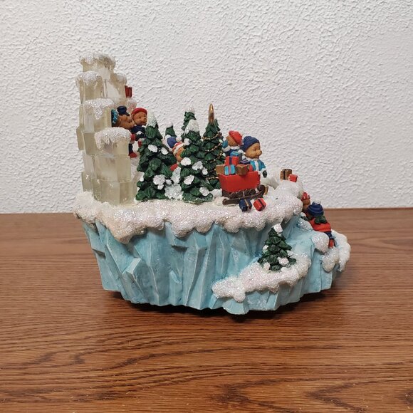 Holiday Decor - SanFrancisco Music Box Company - Rotating Bears on Ice w/Box - Picture 6 of 9